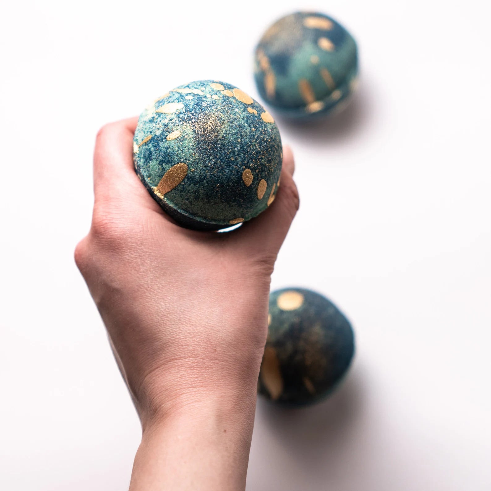 Gardenya Kokulu Banyo Topu 3 Adet – Sıcak ve Derin Rahatlama Deneyimi