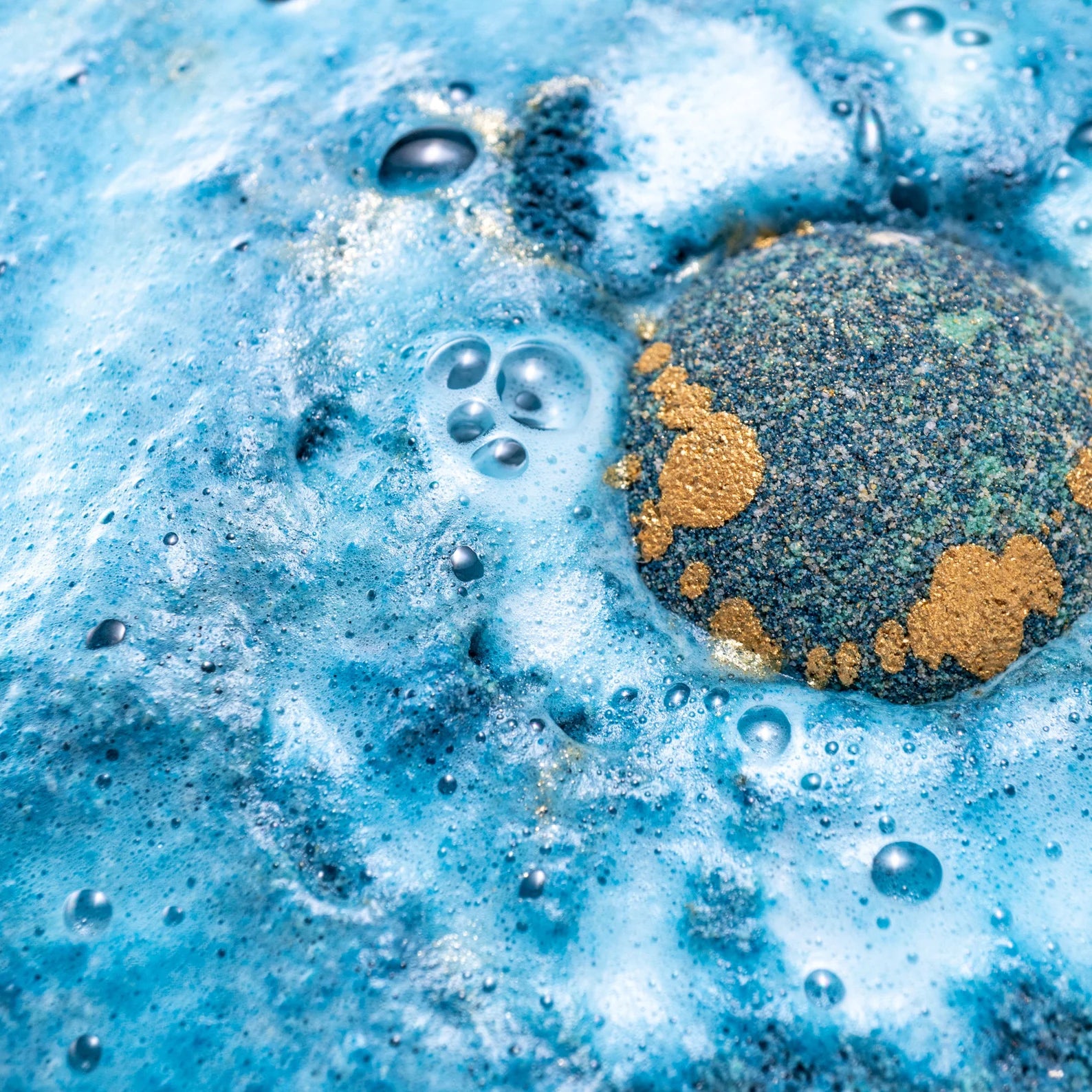 Gardenya Kokulu Banyo Topu 3 Adet – Sıcak ve Derin Rahatlama Deneyimi