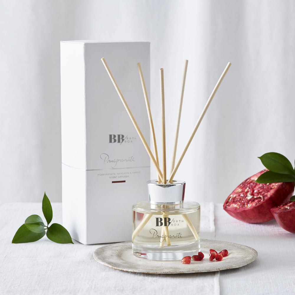 Pomegranate Çubuklu Oda Kokusu 120 ml – Nar Enerjisiyle Ferahlatıcı ve Doğal Atmosfer Yaratın