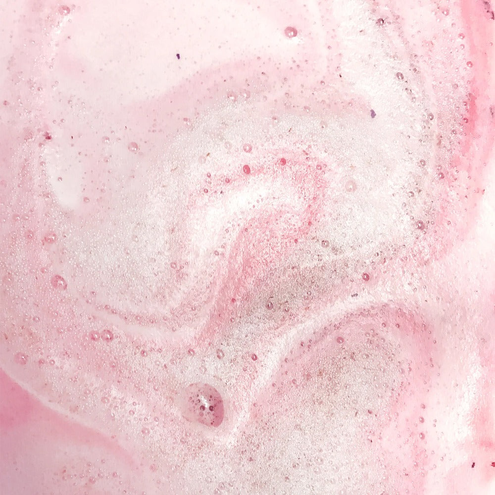 Gül Esanslı Banyo Topu 3 Adet – Romantik ve Ferahlatıcı Banyo Deneyimi