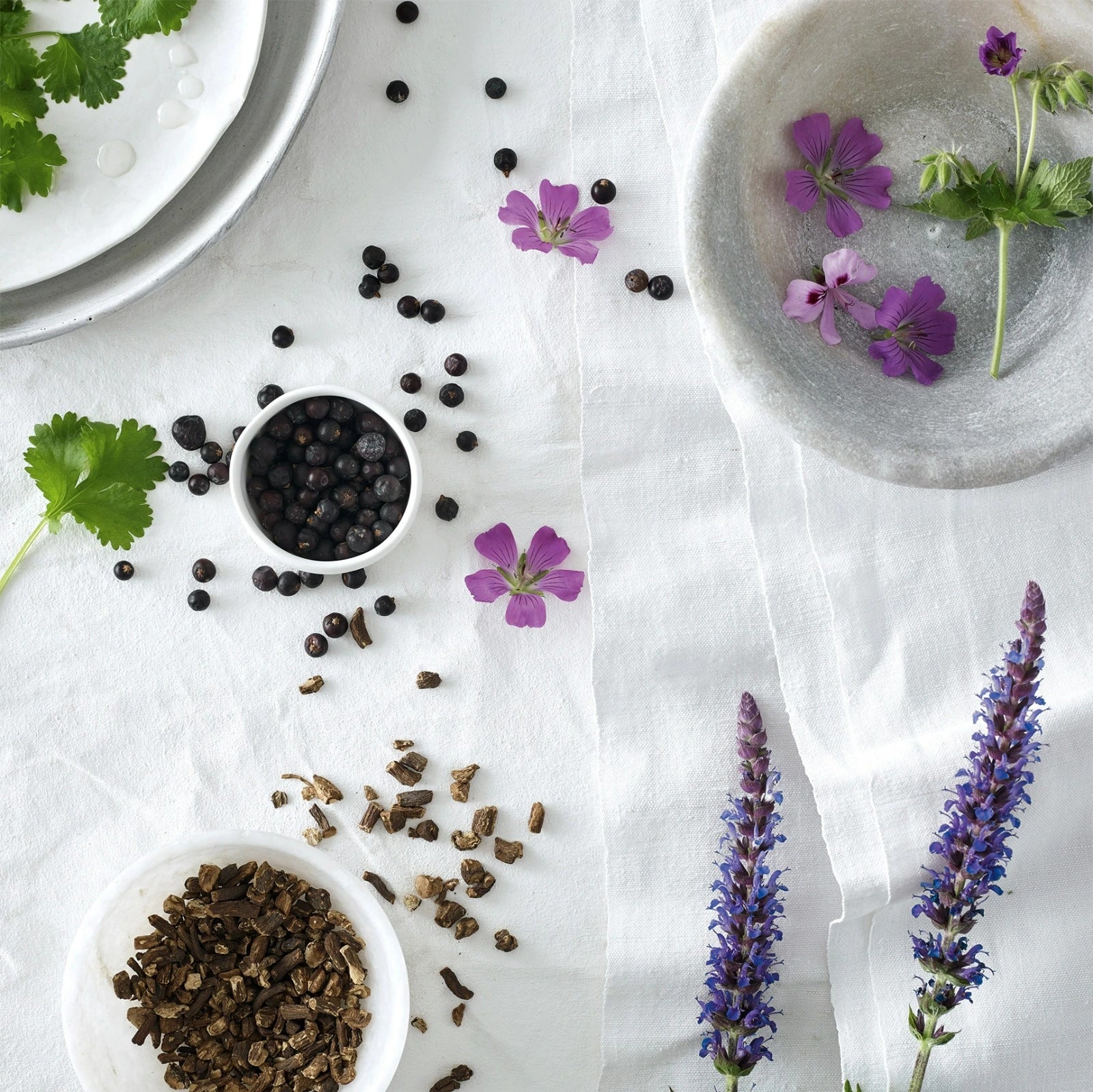 Calm Çubuklu Oda Kokusu 100 ml – Sakinleştirici ve Rahatlatıcı Atmosfer Yaratın